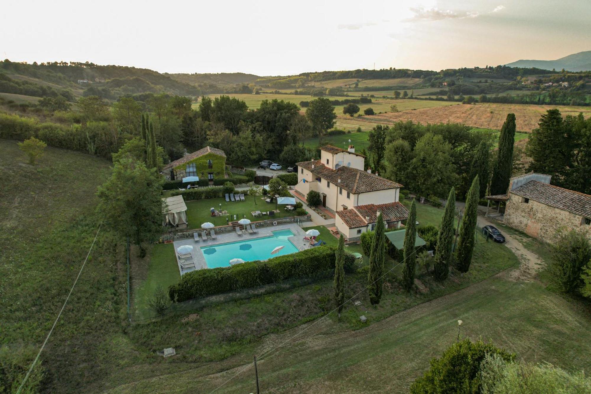 Borgo Santa Maria In Valle Латерина Экстерьер фото